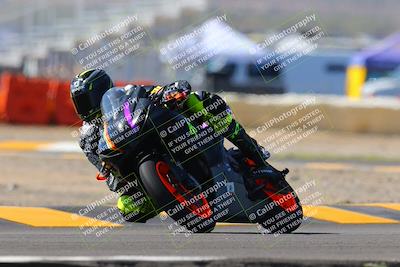 media/Oct-09-2022-SoCal Trackdays (Sun) [[95640aeeb6]]/Turn 2 (1110am)/